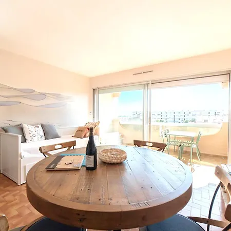 Vue Appartement: Proche Avec Balcon Et Wi-fi *